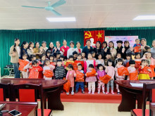 Trường Mầm non Cao Viên tổ chức kỷ niệm 41 năm ngày 20/11 và phát thưởng cho trẻ đạt giải cuộc thi Online '' Thay lời tri ân''